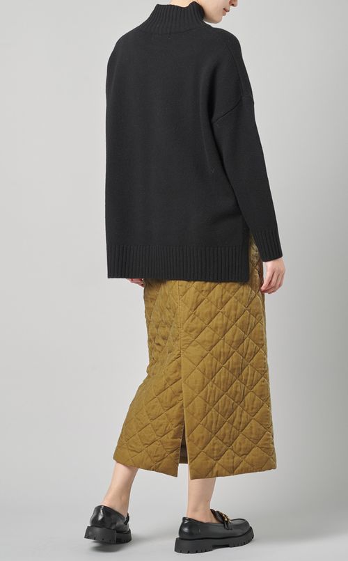 ウールハイネックニットプルオーバー