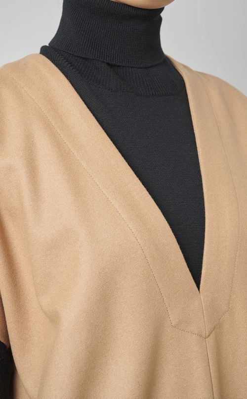 ウール混Vネックワンピース