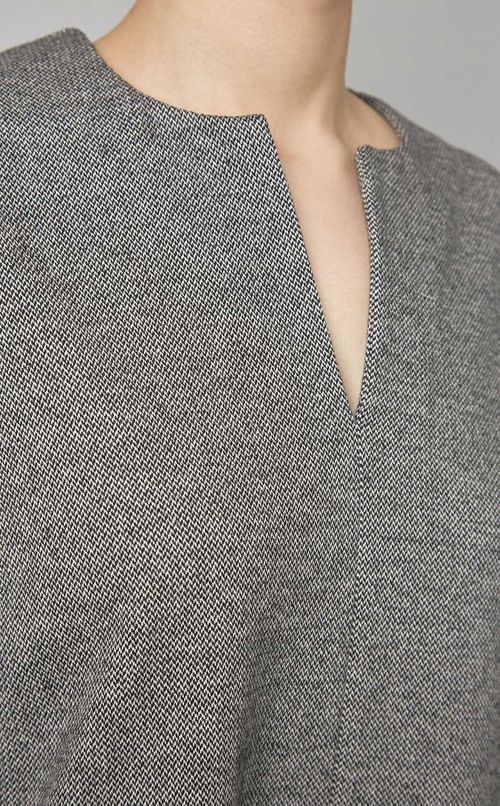 キーネックジャージーワンピース