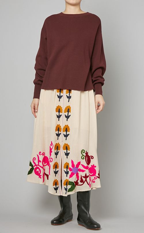 フラワーモチーフ刺繍スカート