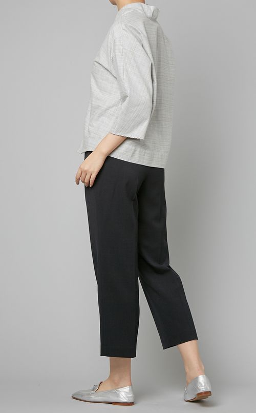 ストレッチクロップドパンツ