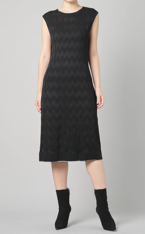 ノースリーブニットワンピース