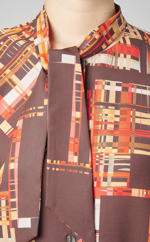 プリントボウタイワンピース