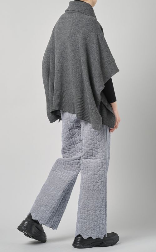 キルティングパンツ