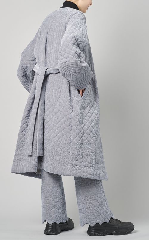 ノーカラーキルティングコート