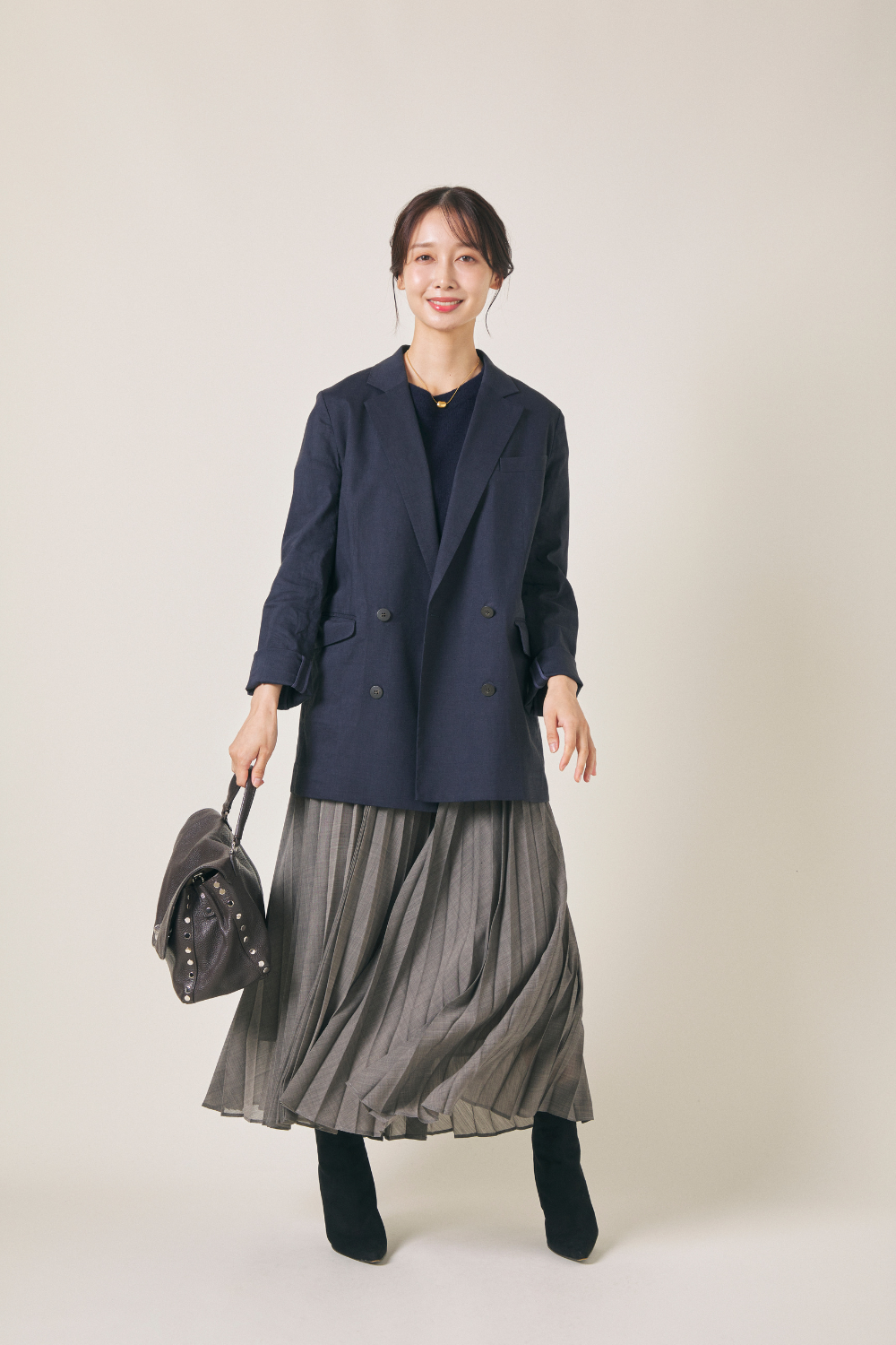 【秋冬】カジュアルな同窓会のスカートコーデ