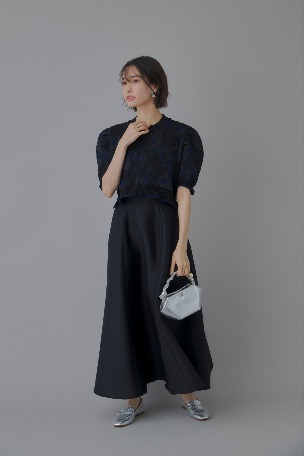 【春夏】カジュアルな同窓会のスカートコーデ