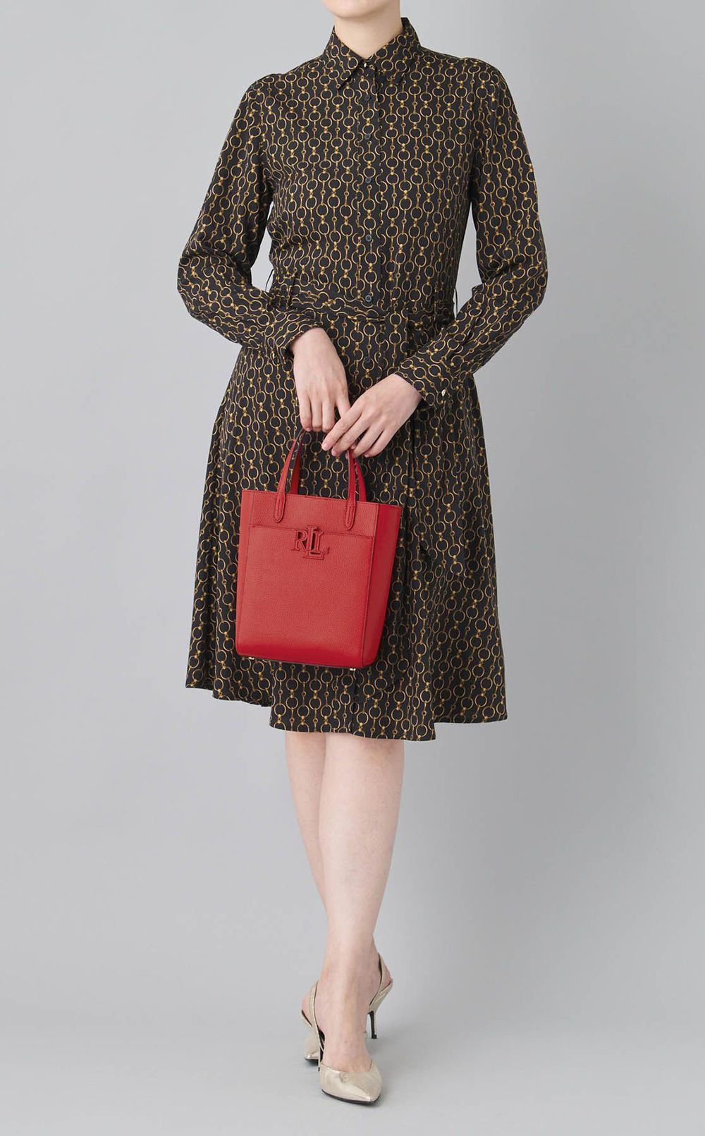 ショルダーベルト付きハンドバッグ