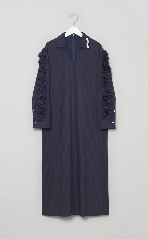 ピンストライプラッフルワンピース