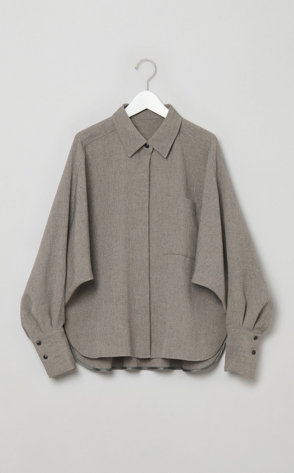 ドルマンスリーブツイルシャツ