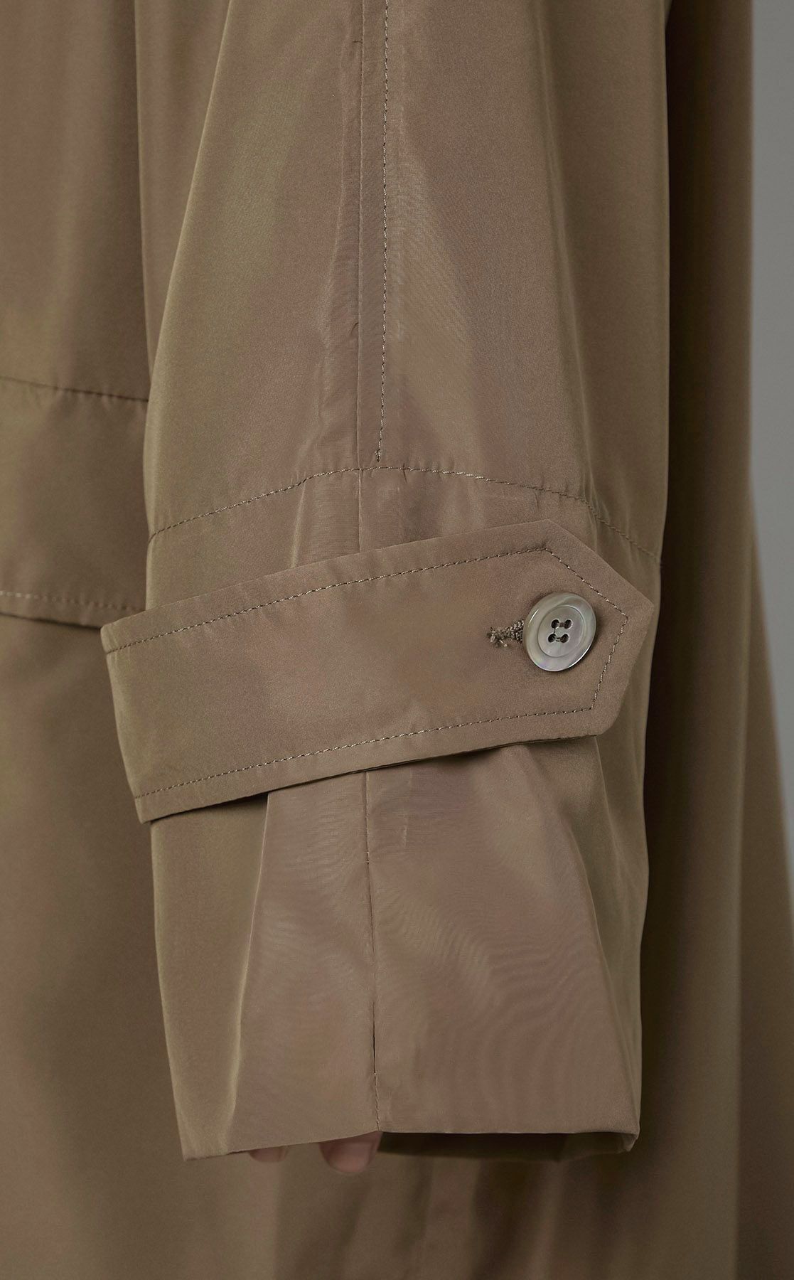 MAGLIANO｜ナイロンチュールロゴフードコート