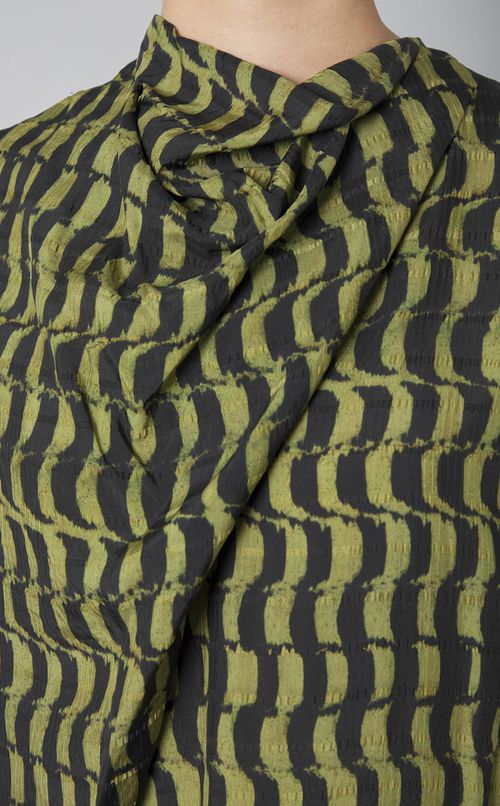 ドレープカラーミディワンピース