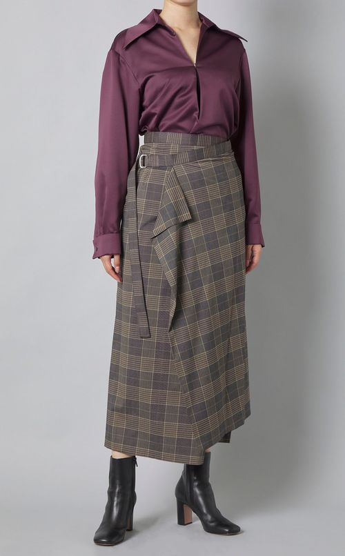 サテンワイドカラーシャツ