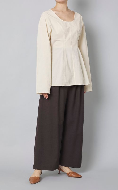 タックセミワイドパンツ