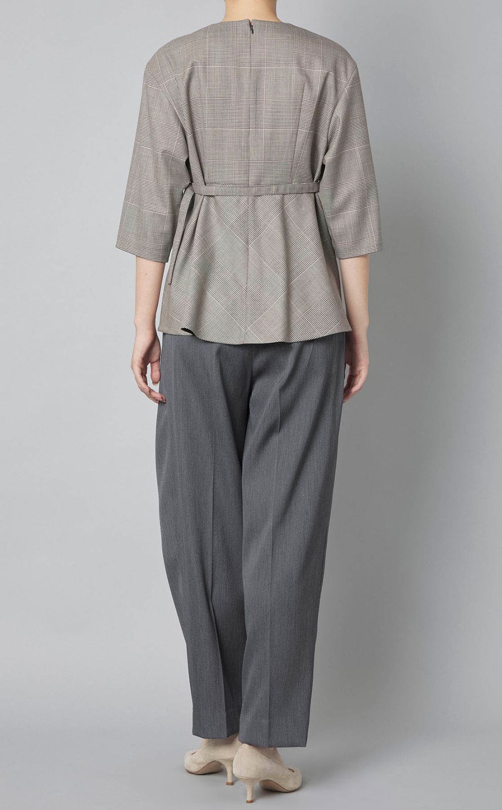 チェックベルティッドペプラムブラウス