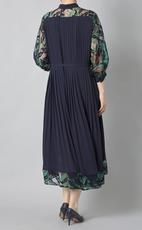 レーススリーブプリーツワンピース