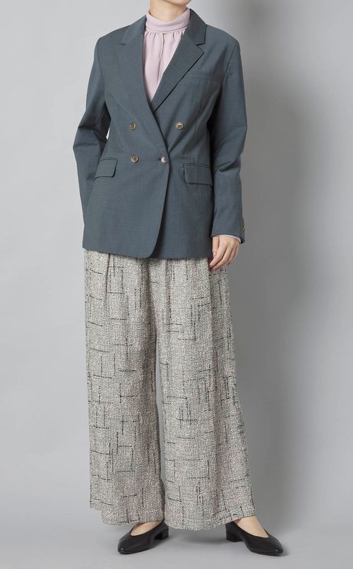 タックボリュームブラウス