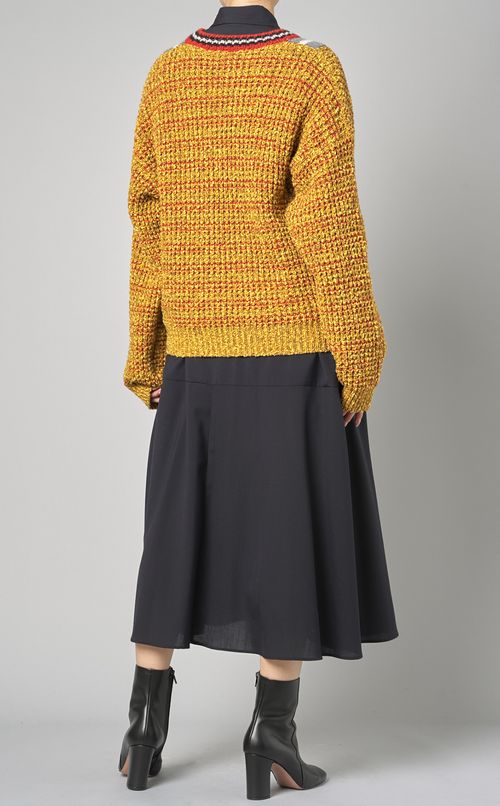 Vネックラインニットプルオーバー