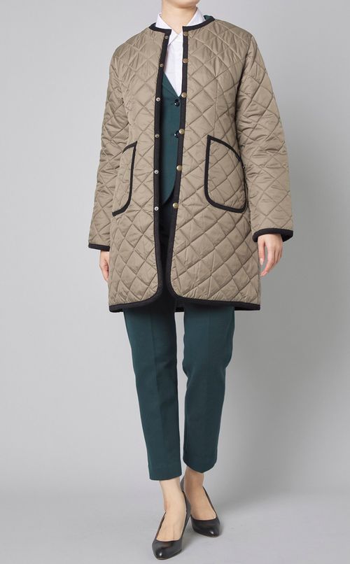 ソリッドストレートスリムパンツ