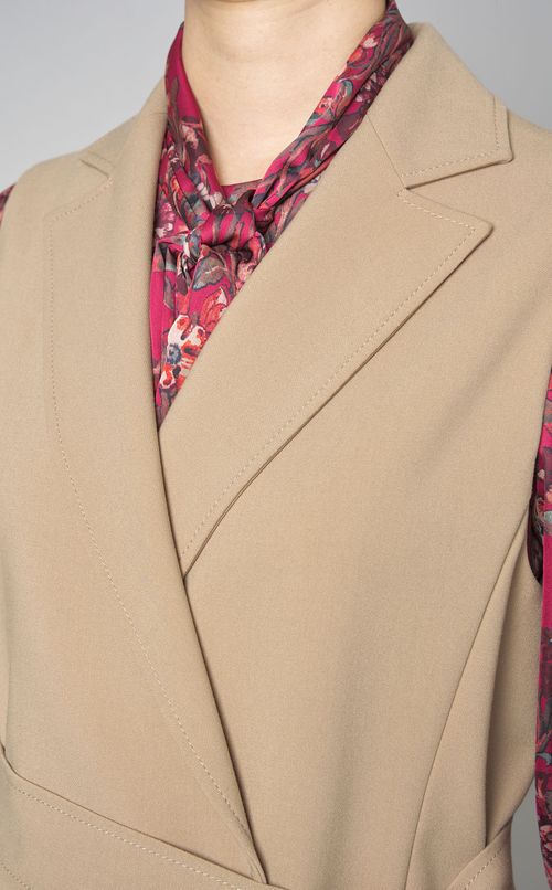 ストレッチピークドラペルジレ