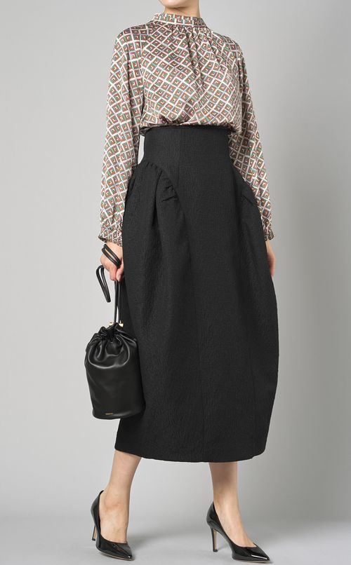 シャイニージャガードコクーンスカート