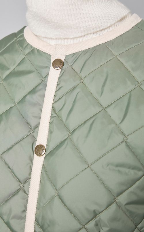 クルーネックキルティングジャケット