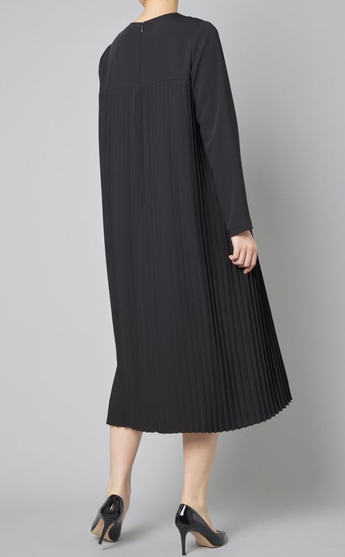 ナロープリーツミディワンピース