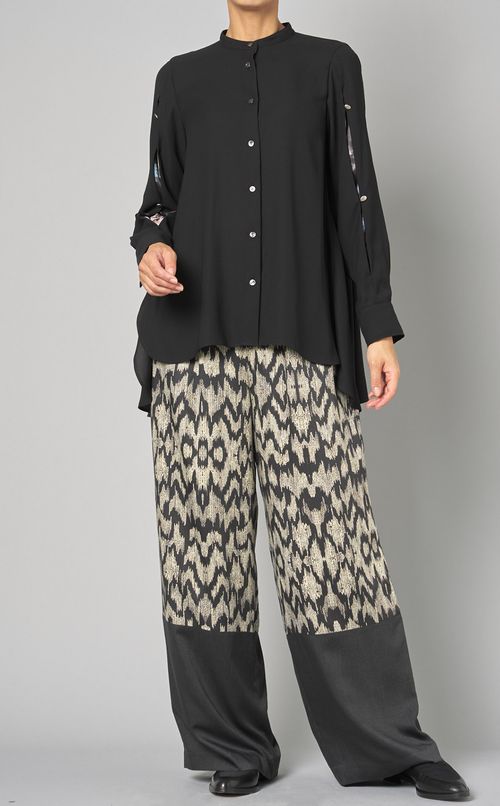 デザインスリーブバンドカラーブラウス