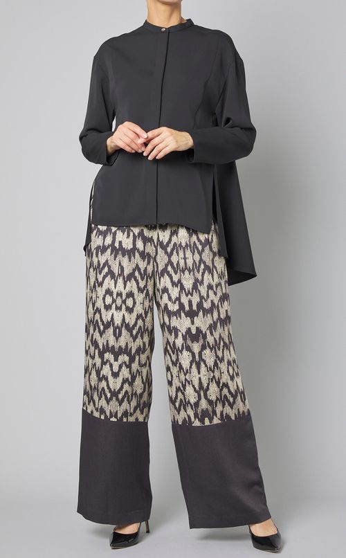 バンドカラーオーバーブラウス