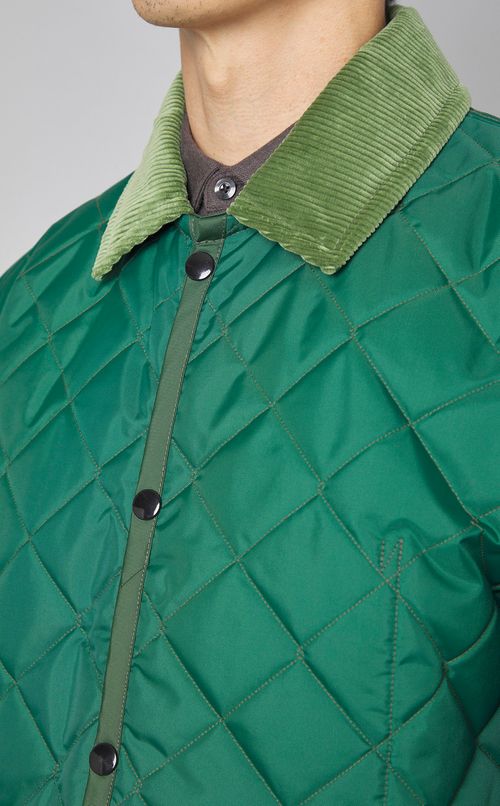 ナイロンキルティングアウター