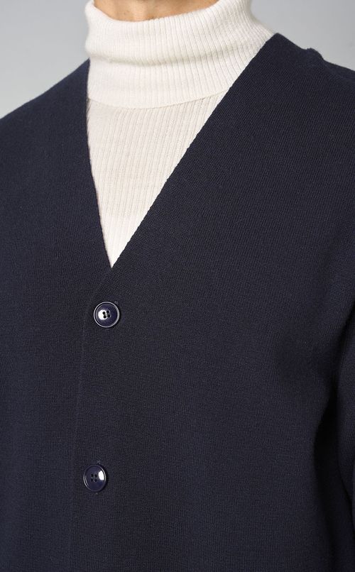 ラムウールVネックカーディガン