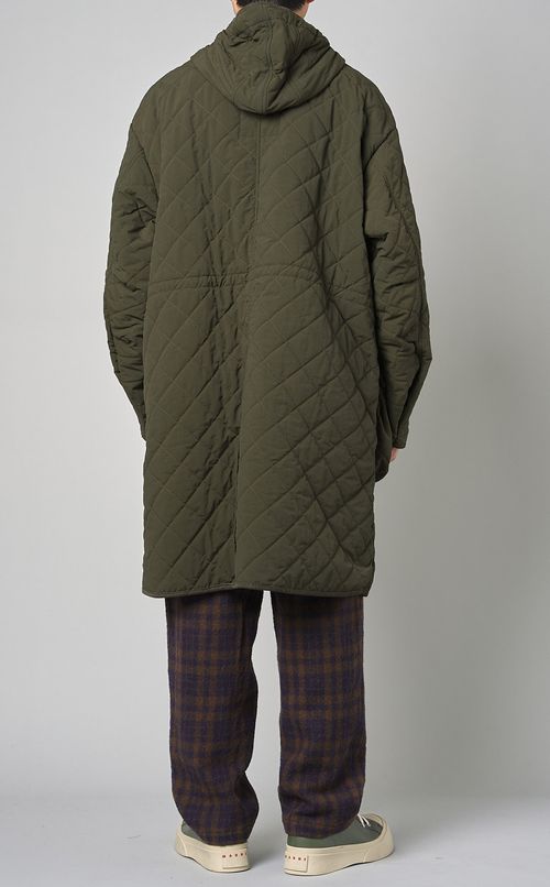 キルティングフーディコート