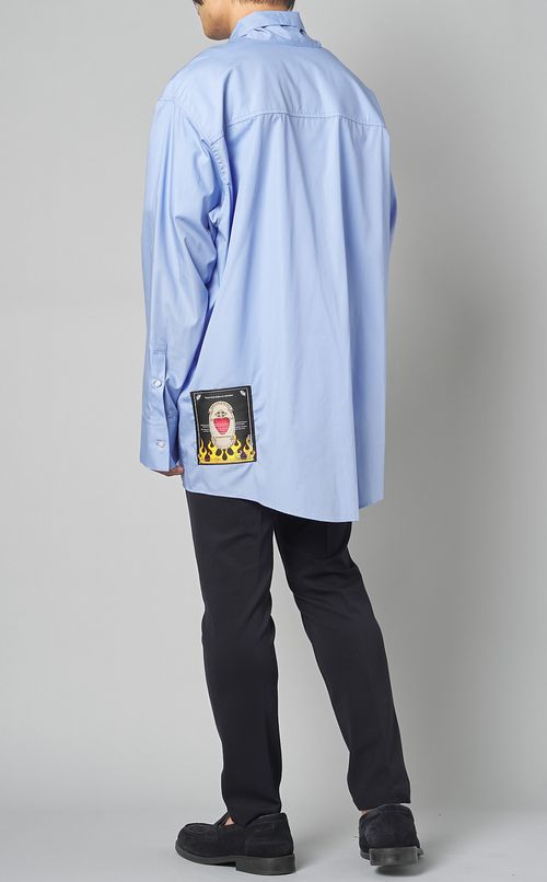 フロントリボンシャツ