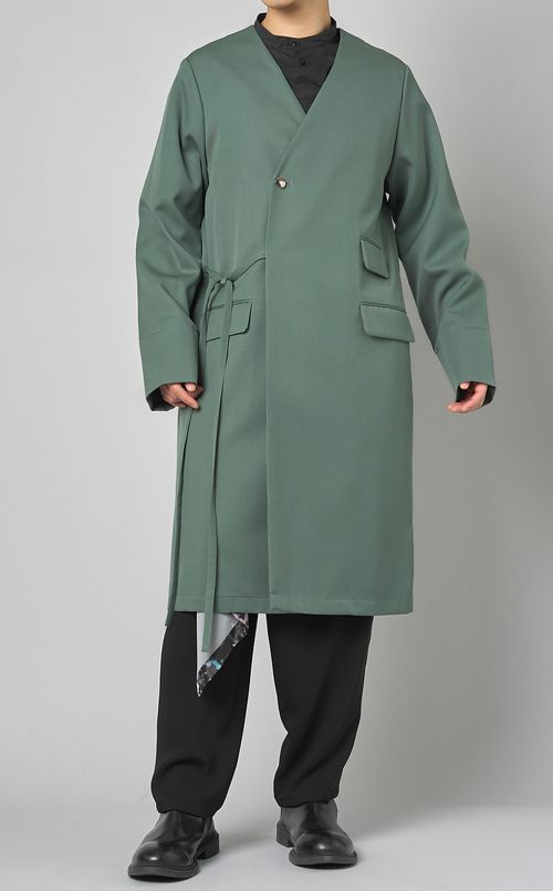 ノーカラーVネックガウンコート