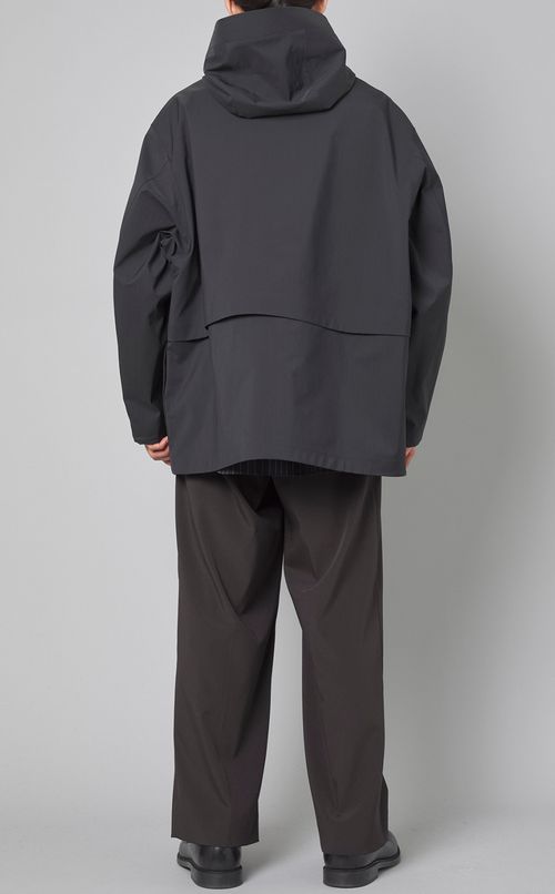 ナイロンフーディブルゾン