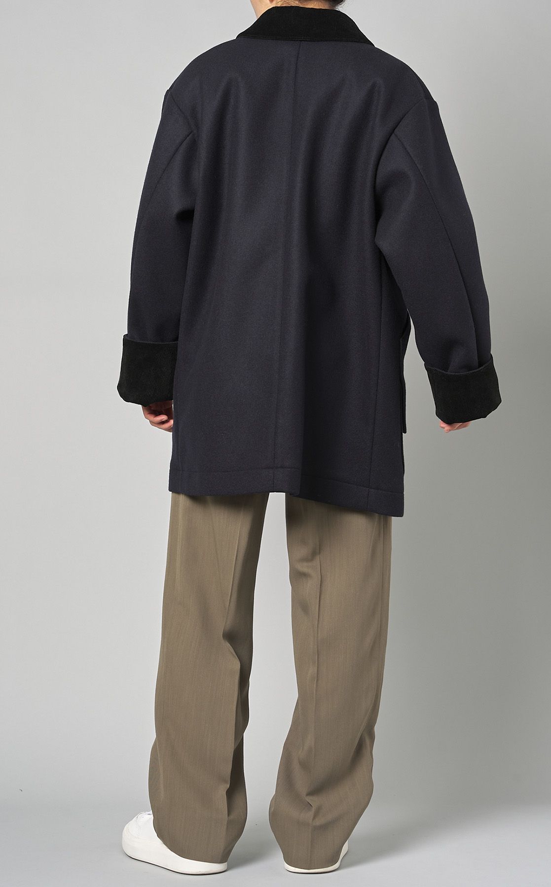 新規登録25%OFF カシミヤ×ウール混 ブラック スタンドカラー 