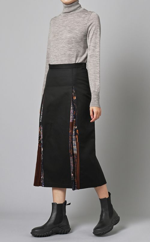 プリーツスリットミディスカート