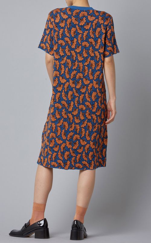 リーフ柄ワンピース