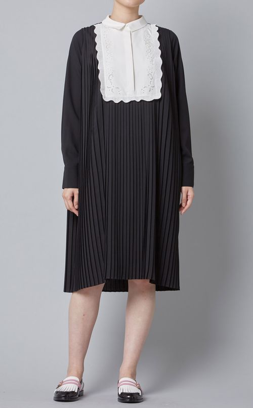 プリーツフレアミニワンピース