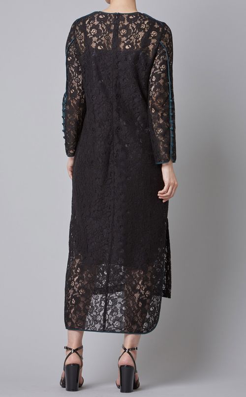 フラワーレースワンピース