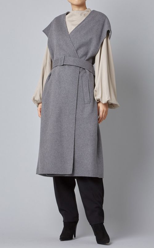 バックボウタイロングブラウス