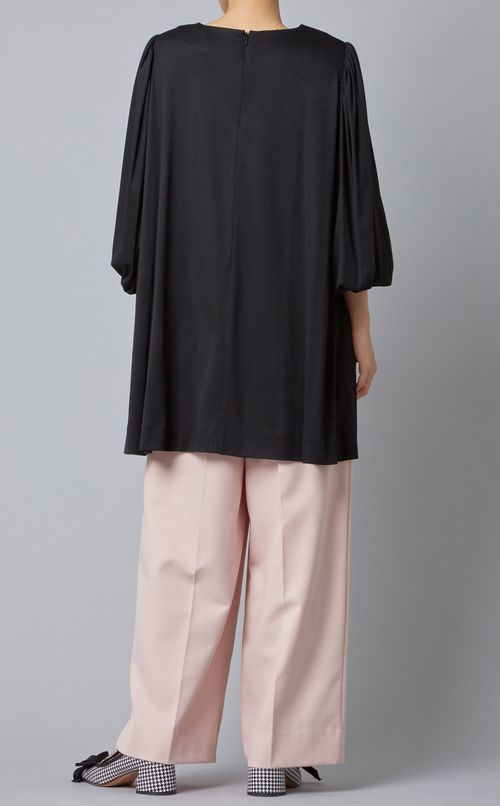 パフスリーブプルオーバー