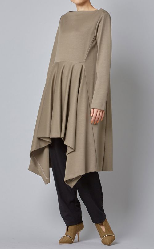 イレギュラーヘムチュニック