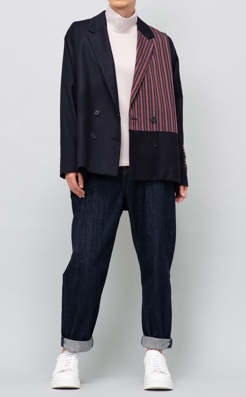 タートルネックリブニット