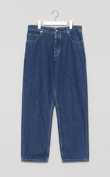 ストレートデニムパンツ