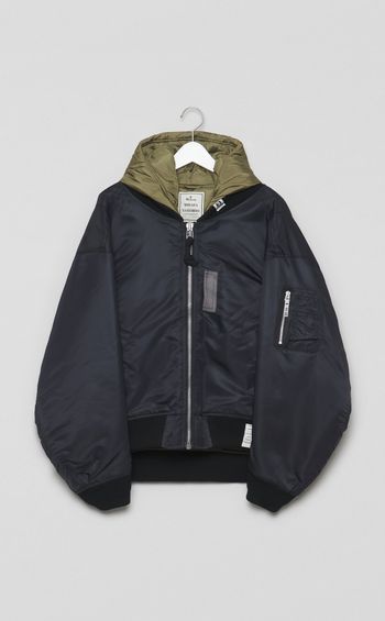 フーデッドボンバージャケット