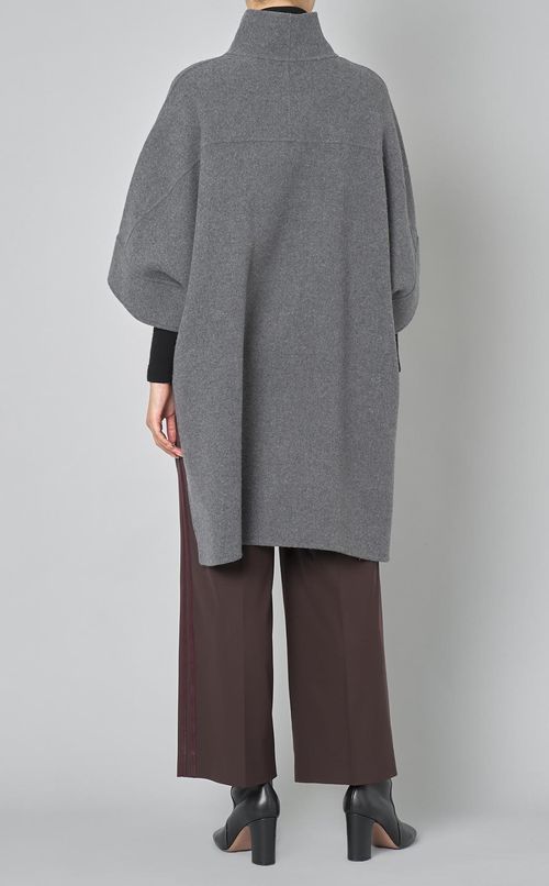 スタンドカラーポンチョ