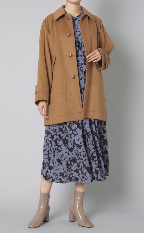 ウールバルマカーンコート