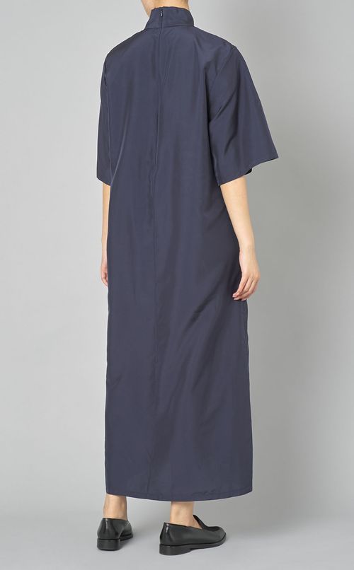 テントラインハイネックワンピース