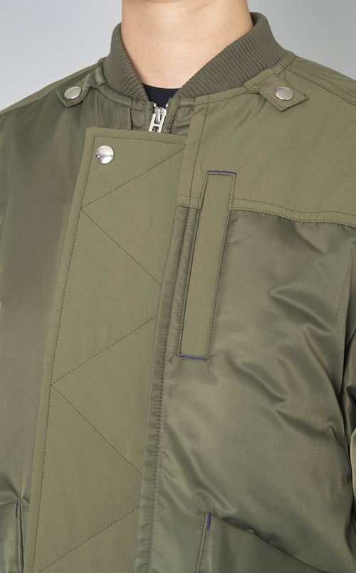 MA-1マウンテンフーディブルゾン